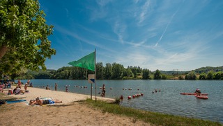 Baignade de Caïx dans la rivière Lot à Luzech - Luzech